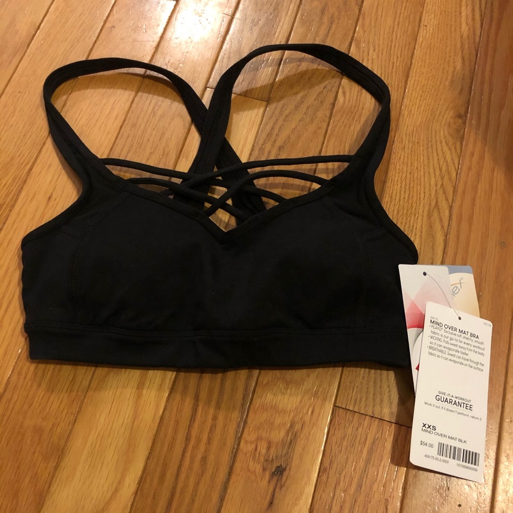 New Athleta Mind over mat bra xxs black